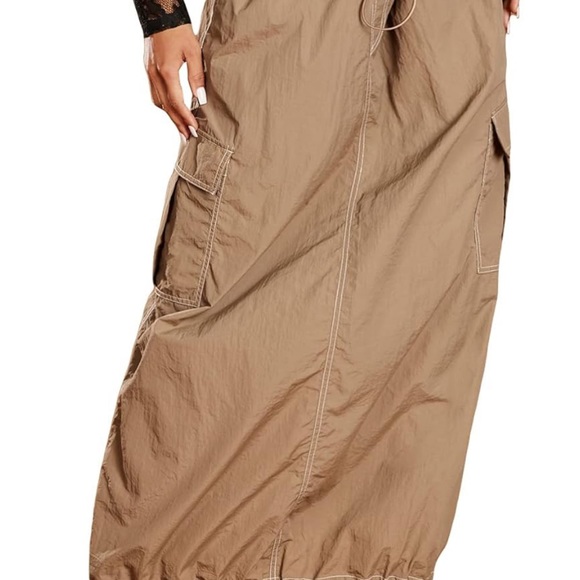 Woman’s SMALL drawstring waist maxi cargo skirt. Khaki color built in pockets. - Picture 4 of 5